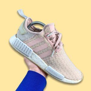 Adidas NMD R1 in Pink